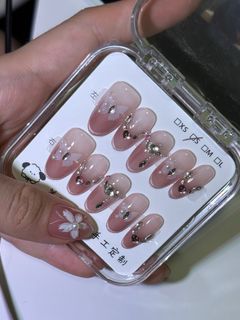 （分類：）位於 。 由 becachill 提交（商品編號 1327166520，圖片 1）。簡介： 。