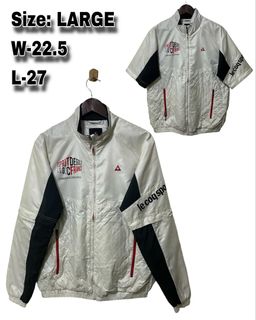 (Category: ) located in . Submitted by closet_corner (Listing ID 1327035376, Image 1). Description: .