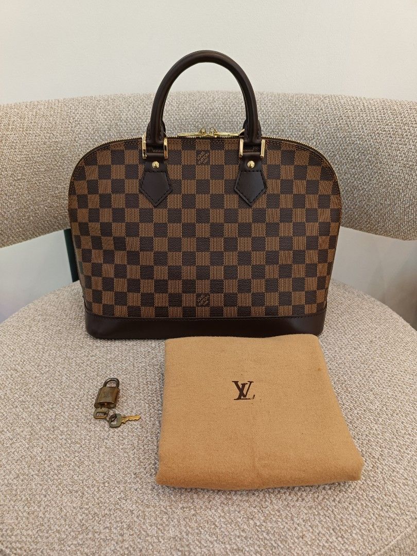 Authentic LOUIS VUITTON Alma Damier (Category: Luxury Bags & Wallets) located in Santa Rosa. Submitted by brandieshoppe (Listing ID 1327100213, Image 1). Description: ✅ Authentic / Original Preloved ✅ From Japan Auction ✅ Moneyback Guaranteed If Proven Fake ✅ In Excellent Condition ✅ Message Us For More Details *Open Also for Layaway Terms.