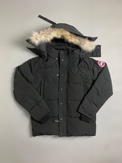 Canada goose used quito shop