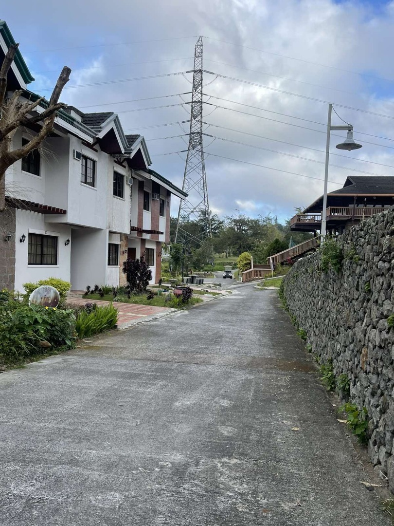 (Category: ) located in . Submitted by brokerlai (Listing ID 1327088310, Image 1). Description: .
