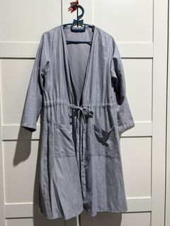 (Category: ) located in . Submitted by shopwithafrina (Listing ID 1327179895, Image 1). Description: .