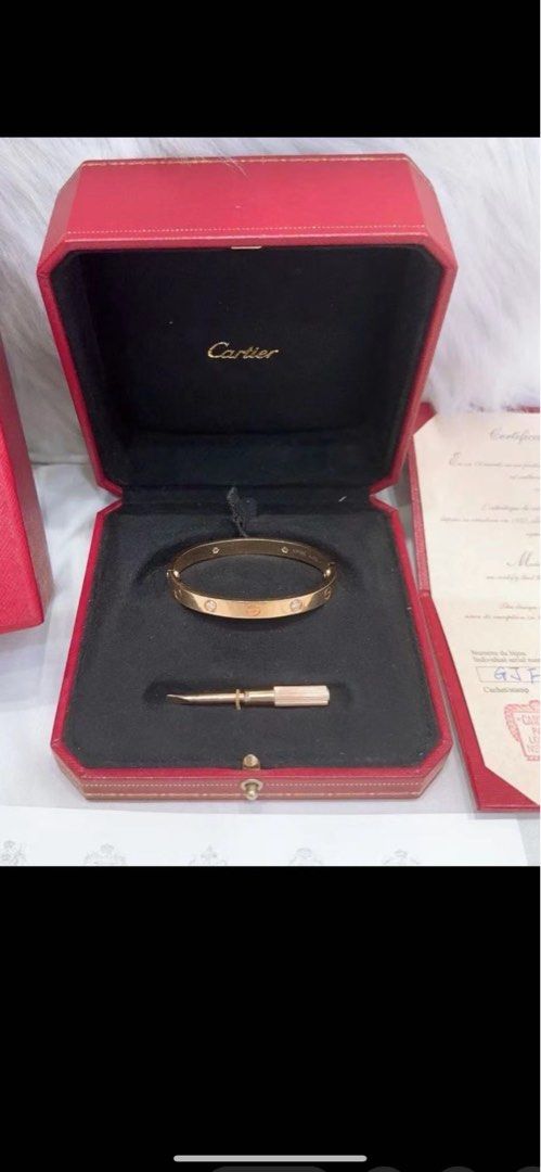 Cartier love series 2025