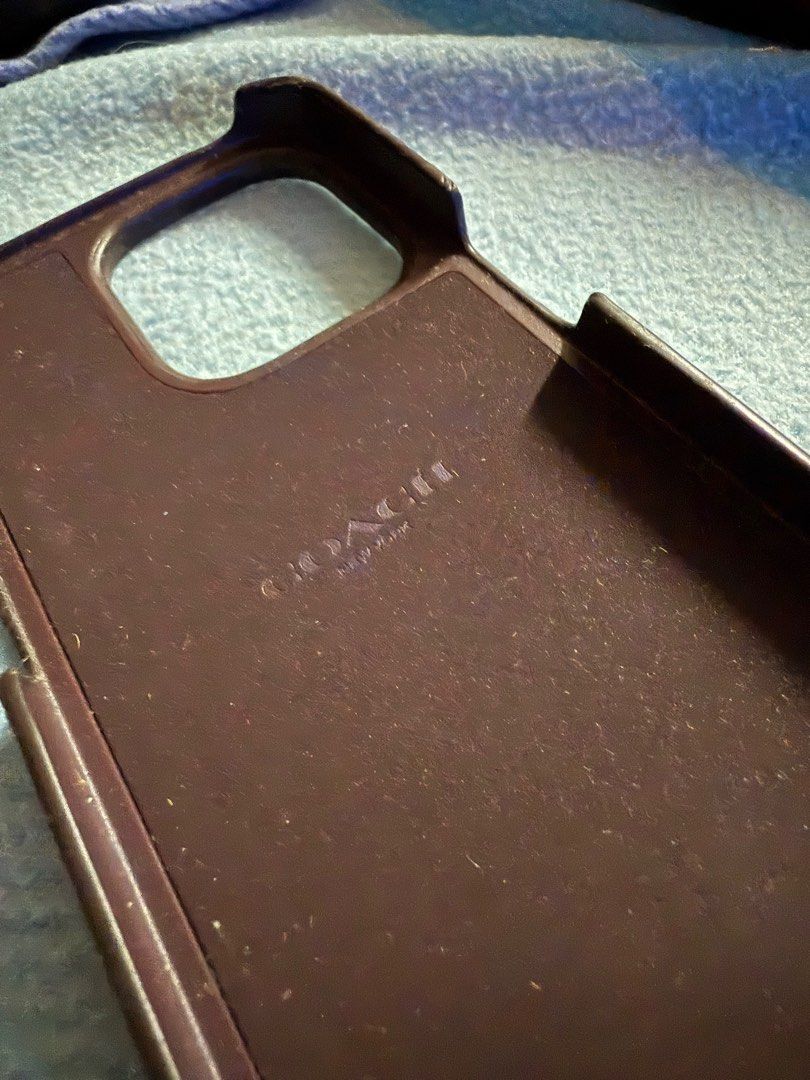Coach iPhone 14pro Case （分類：iPhone 14 系列）位於 Hong Kong。 由 lyancl 提交（商品編號 1327166321，圖片 2）。簡介： 9成新，少用，購自東京outlet，因換電話而放售。 。