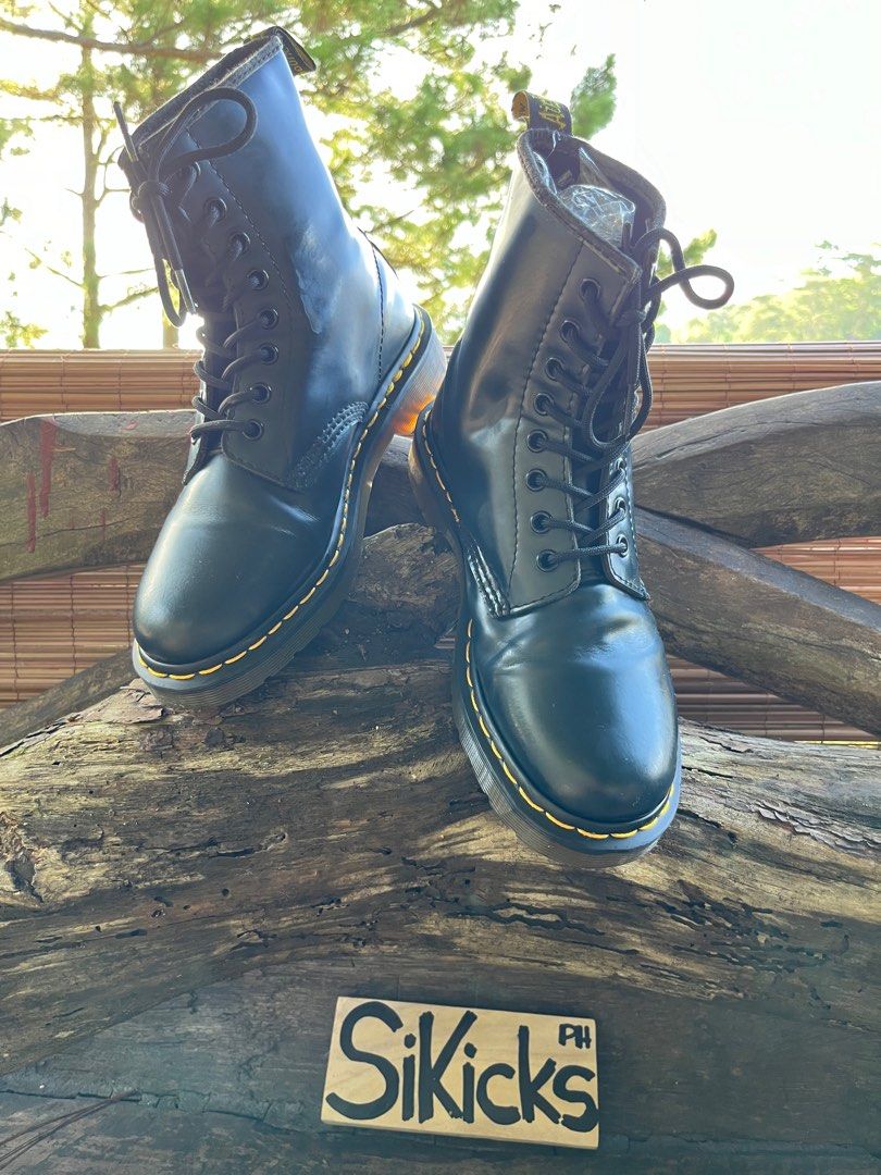 Navy blue dr martens hot sale
