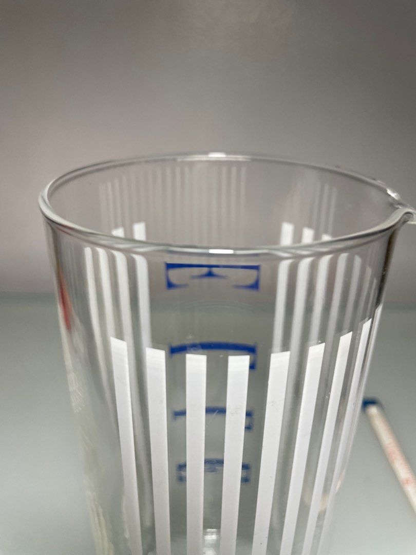Elle Glass Measuring Cup (Category: Bakeware) located in Quezon City. Submitted by nona.declutters (Listing ID 1327084738, Image 2). Description: .