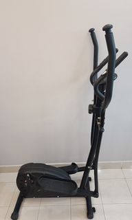 (Category: ) located in . Submitted by kakiworkout (Listing ID 1327113883, Image 1). Description: .