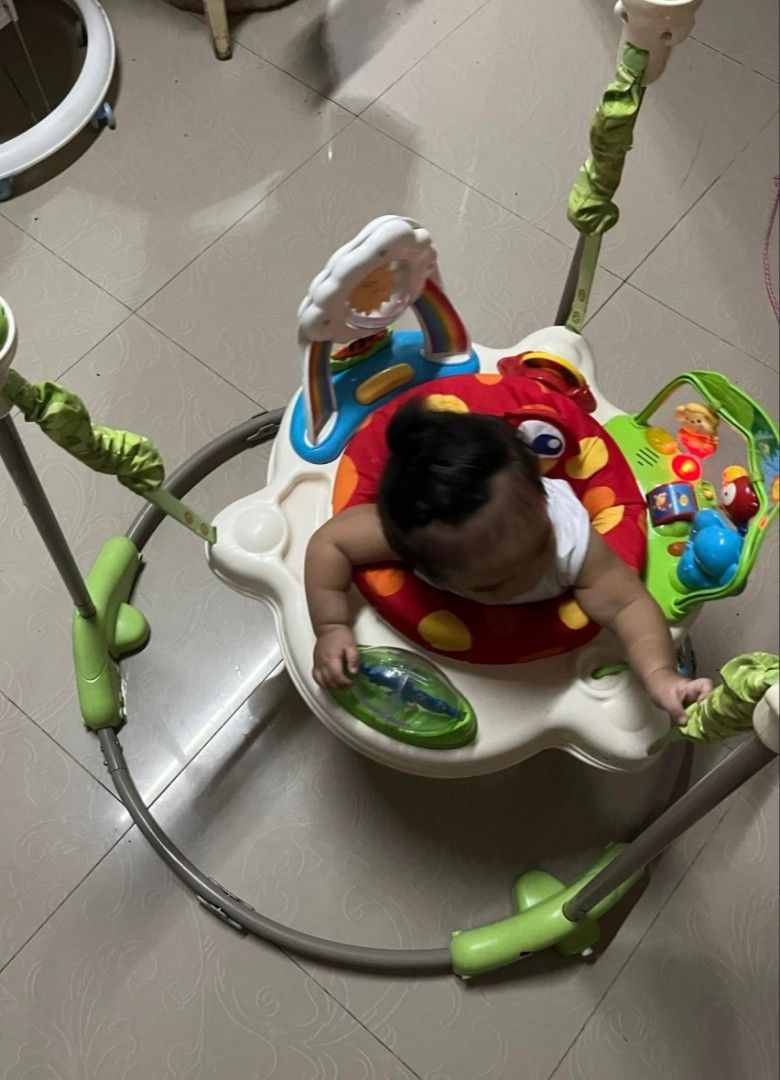Fisher Price rainforest jumperoo (Category: Infant Playtime) located in Cavite. Submitted by dimple082 (Listing ID 1327166594, Image 3). Description: good condition, minor scratches.