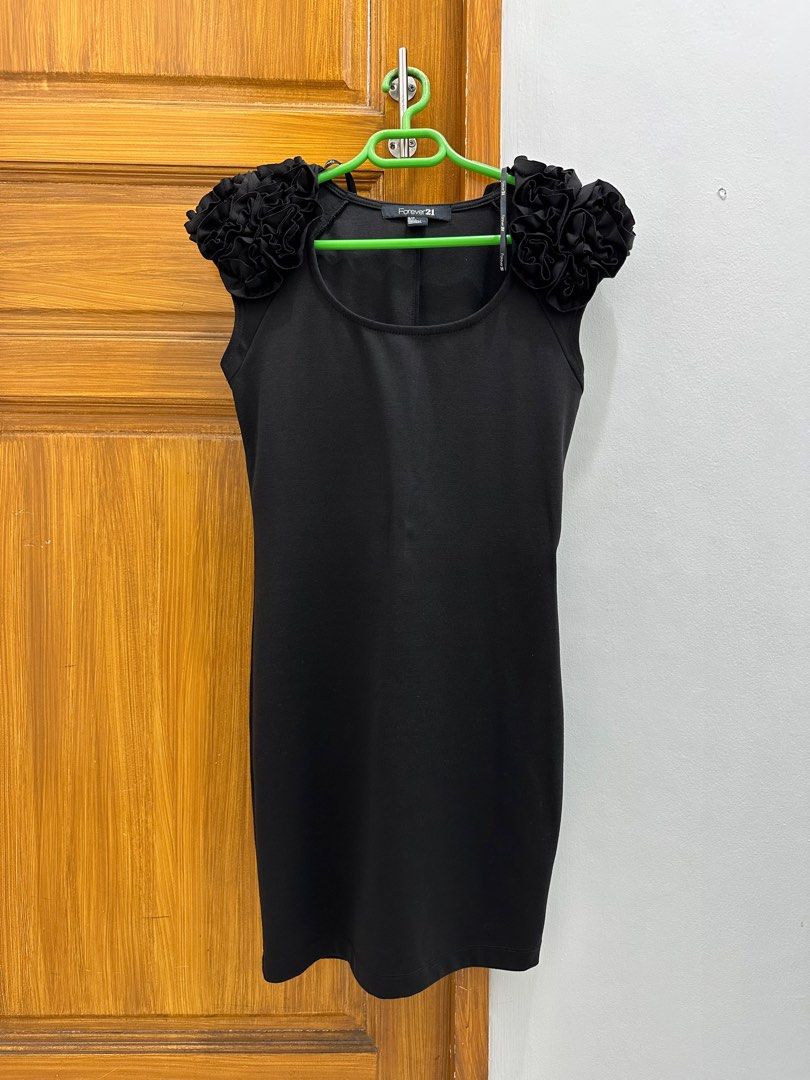 Forever 21 LBD little black dress Women s Fashion Dresses Sets Dresses on Carousell