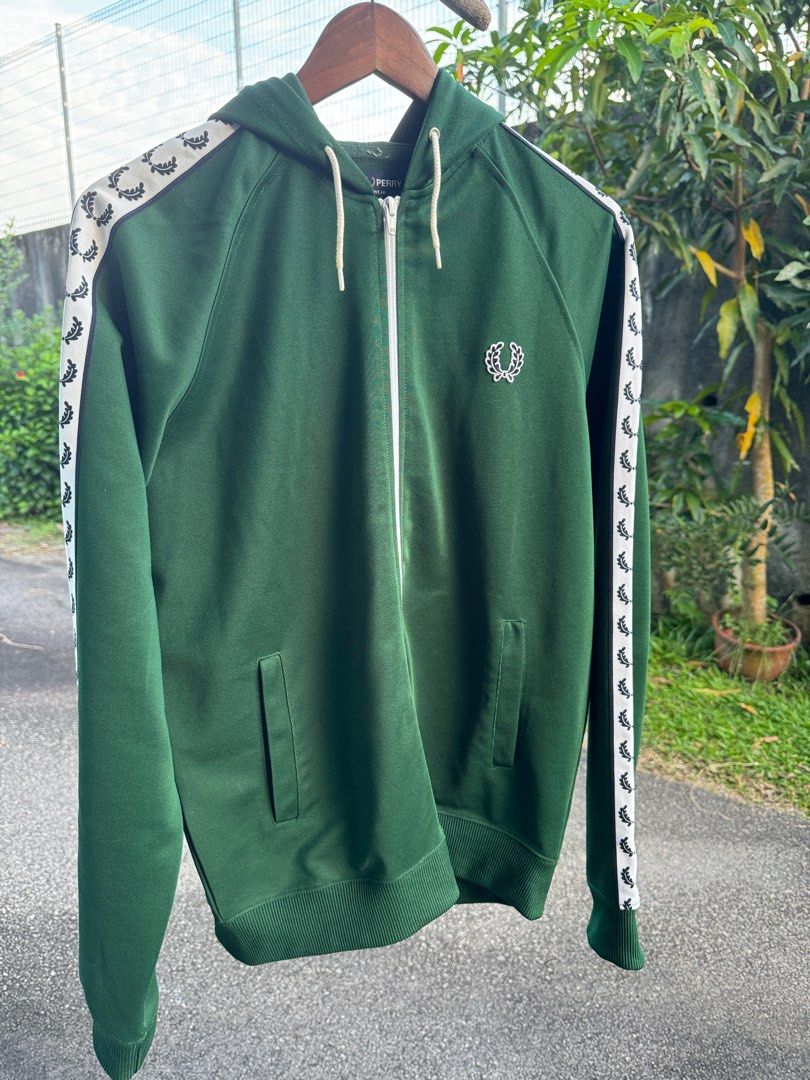 Harga hoodie fred perry outlet