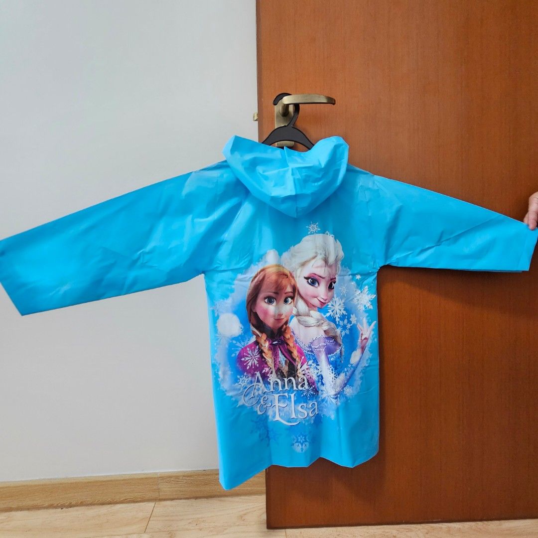 Elsa raincoat store