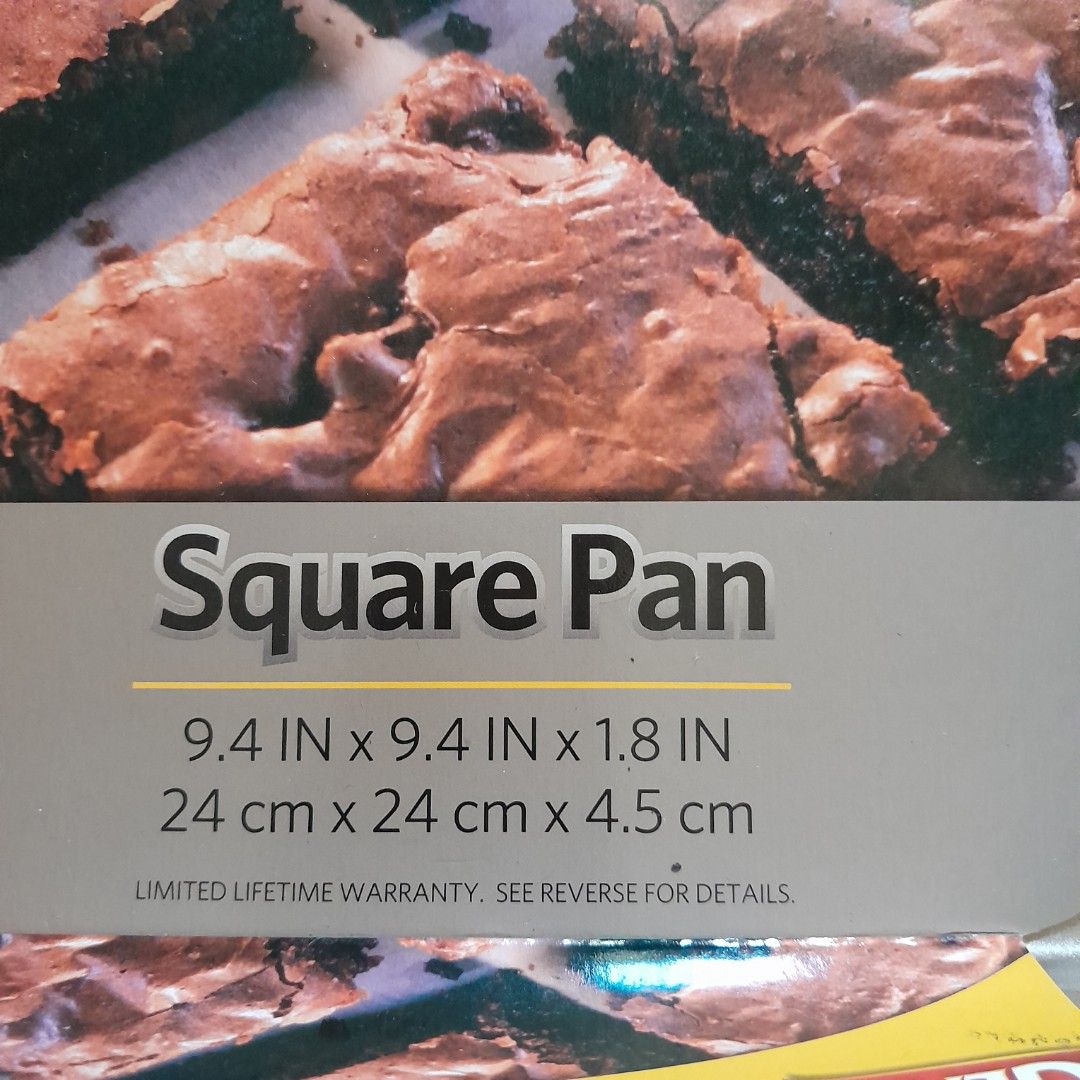 GLAD square pan and loaf pan (Category: Bakeware) located in San Juan City. Submitted by melody_24 (Listing ID 1327118678, Image 3). Description: Sale! Glad square pan and loaf pan 1. square pan available 20 pcs P249 each 2. Loaf pan available P269 sold.