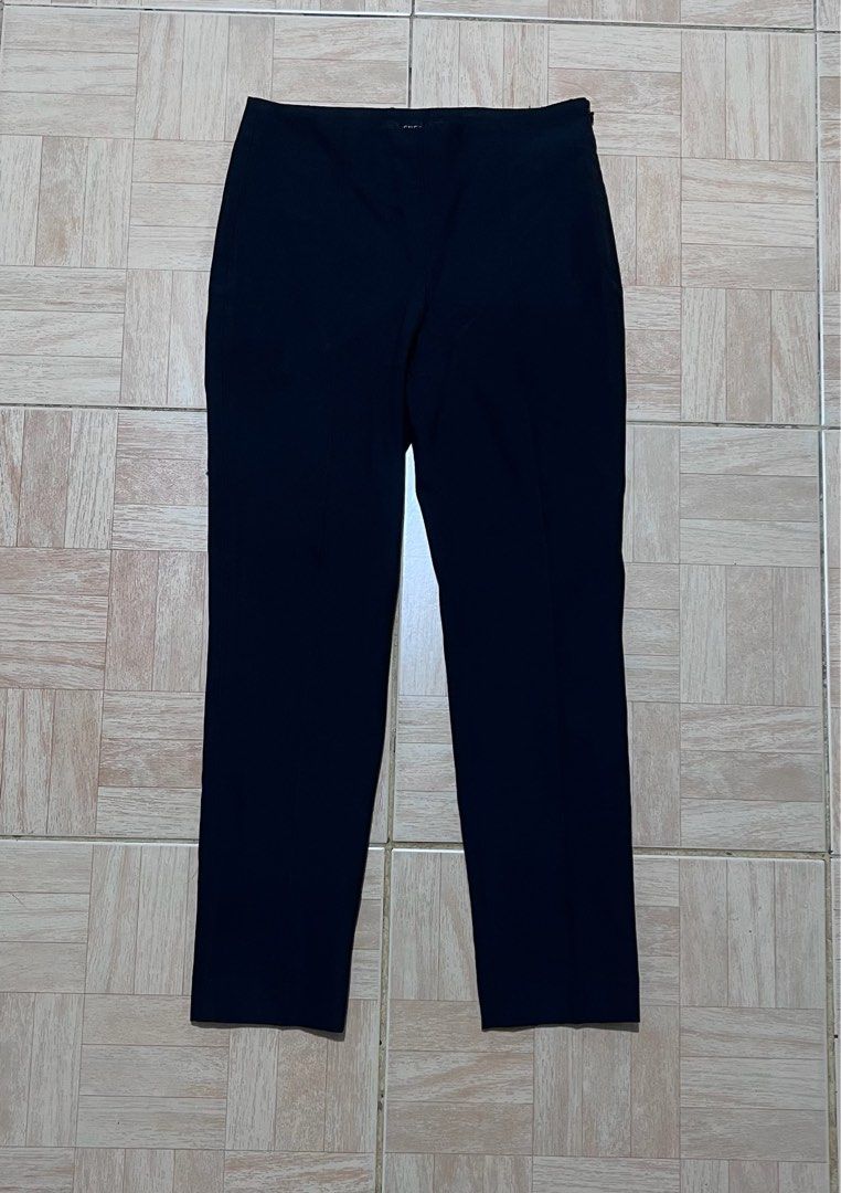 Gucci - Tom ford - ankle zip pants (Category: Other Bottoms) located in Makati City. Submitted by _m3tamorphosis (Listing ID 1327164837, Image 2). Description: Gucci - Tom ford - ankle zip pants size - 38 “27 waist “34 length “11 front rise “23.5 inseam “6 leg opening excellent condition 1500 + SF makati area ship j&t delivery lalamove.