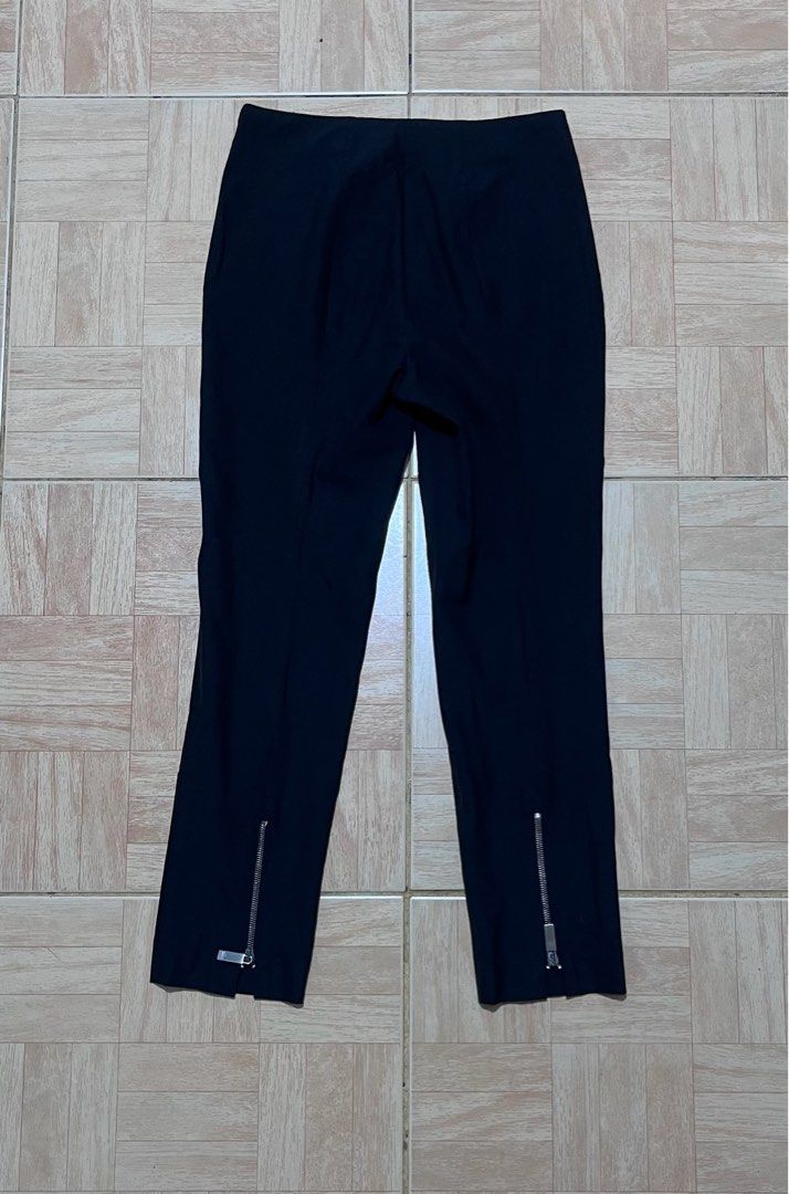Gucci - Tom ford - ankle zip pants (Category: Other Bottoms) located in Makati City. Submitted by _m3tamorphosis (Listing ID 1327164837, Image 1). Description: Gucci - Tom ford - ankle zip pants size - 38 “27 waist “34 length “11 front rise “23.5 inseam “6 leg opening excellent condition 1500 + SF makati area ship j&t delivery lalamove.