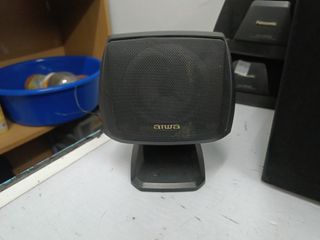 (Category: ) located in . Submitted by tigres.preowned (Listing ID 1327104705, Image 1). Description: .