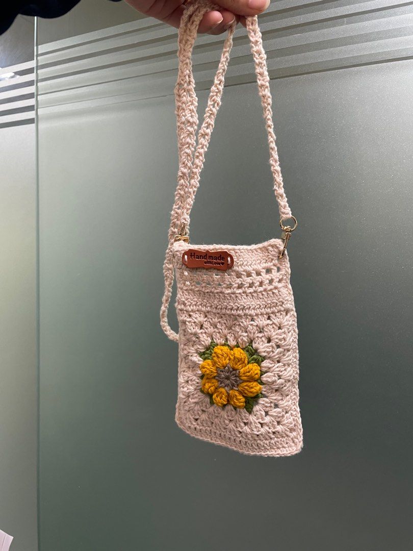 Handmade sling bag sales