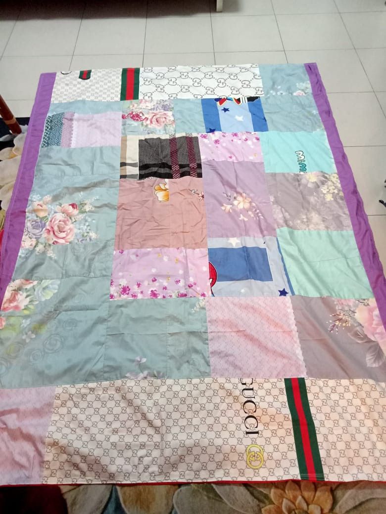 Handmade patchwork blanket (Category: Bedding & Towels) located in Singapore. Submitted by vic_kaidou (Listing ID 1327151930, Image 1). Description: size: 56x80 inches 100% handmade $40.
