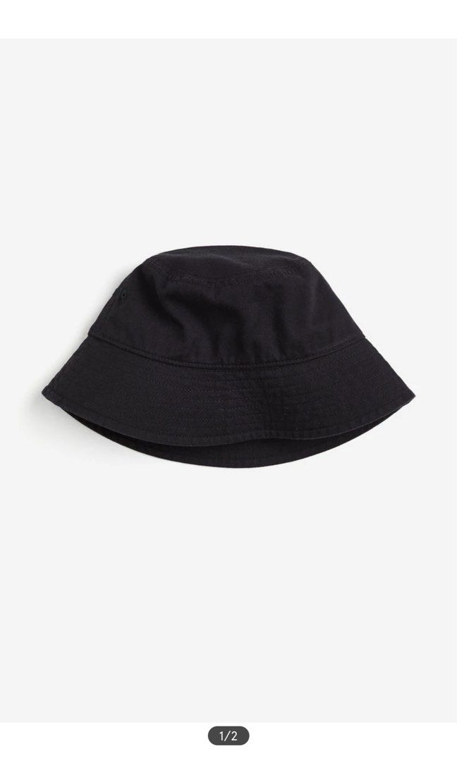 H&M Black Bucket hat (Category: Caps & Hats) located in Manila. Submitted by reecha99736913 (Listing ID 1327101341, Image 1). Description: Bought a year ago but never used it.