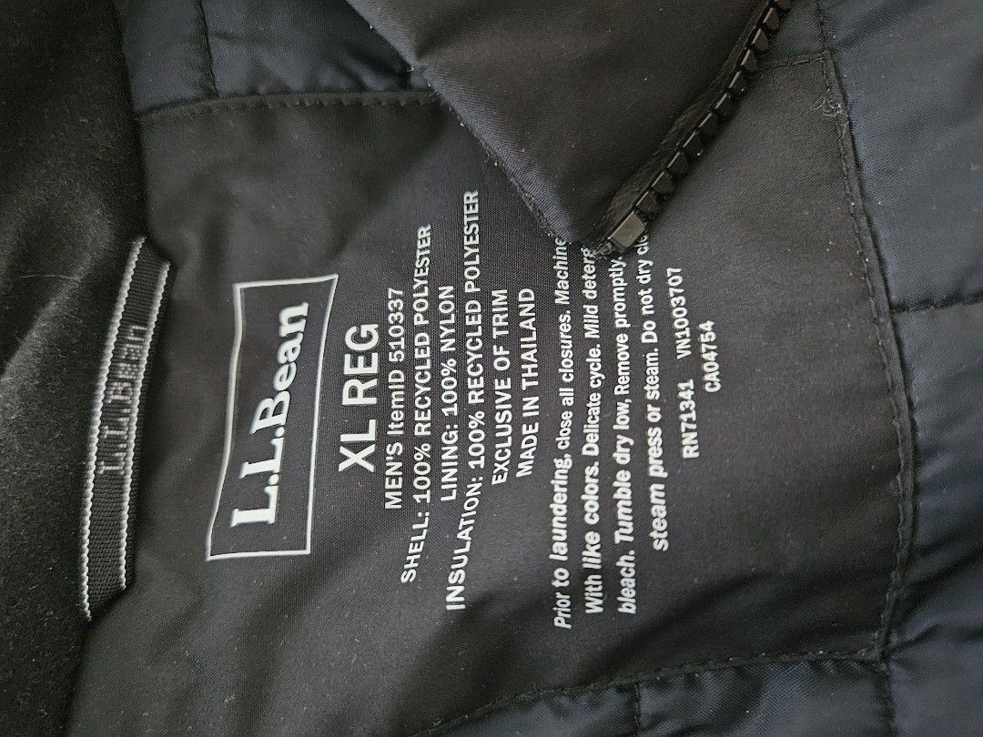 Jacket (Category: Coats, Jackets and Outerwear) located in Singapore. Submitted by rgspore (Listing ID 1327068806, Image 3). Description: LLBean winter jacket. Worn it for a Japan ski trip 1 week Condition 9.9/10 It needs a new home in the cold..