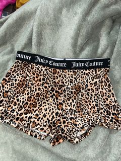 (Category: ) located in . Submitted by thriftmaaa (Listing ID 1327097012, Image 1). Description: .