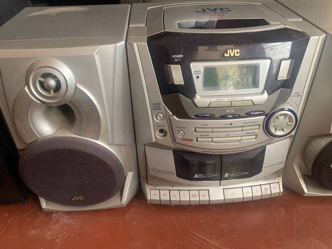 JV. Compo (Category: Soundbars, Speakers & Amplifiers) located in Bulacan. Submitted by heartlove_holb (Listing ID 1327076238, Image 3). Description: .