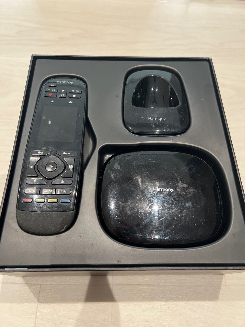 Logitech Harmony (Category: Entertainment Systems & Smart Home Devices) located in Singapore. Submitted by otfuxed (Listing ID 1324310344, Image 3). Description: Great working condition. .