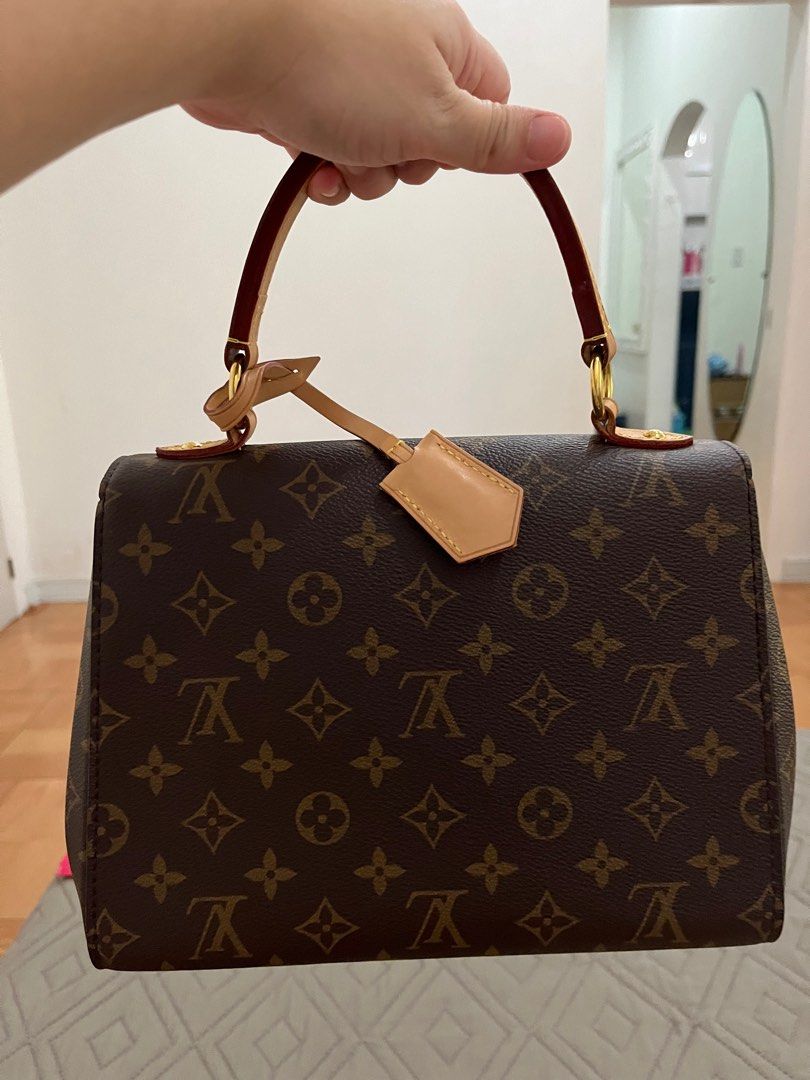 Louis Vuitton cluny BB (Category: Luxury Bags & Wallets) located in Cagayan de Oro. Submitted by bliss.closet (Listing ID 1327210337, Image 2). Description: Louis vuitton cluny BB Almost new Clean inside and out.