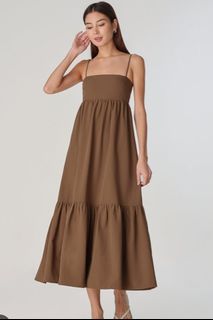 (Category: ) located in . Submitted by van.closet (Listing ID 1327174184, Image 1). Description: .