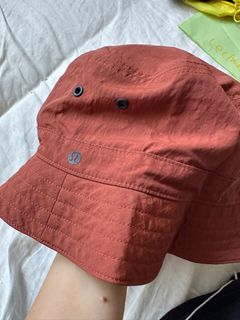 (Category: ) located in . Submitted by lulupersimmon (Listing ID 1327075482, Image 1). Description: .