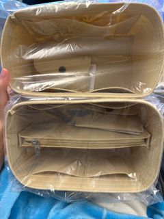 （分類：）位於 。 由 hochingl 提交（商品編號 1327202851，圖片 1）。簡介： 。
