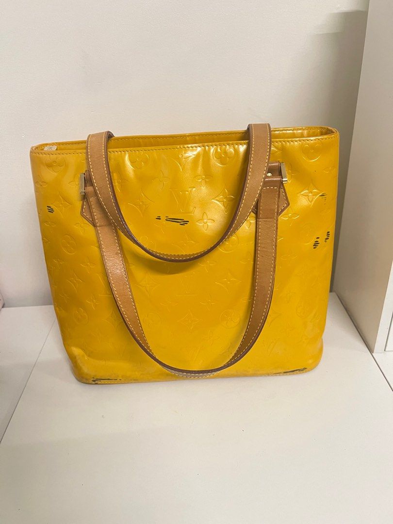 lv vernis houston (Category: Luxury Bags & Wallets) located in Imus. Submitted by aessapdli (Listing ID 1327047617, Image 3). Description: Authentic money back guaranteed Lv vernis houston bought in japan coded. Has flaws black ink. RFs need funds..