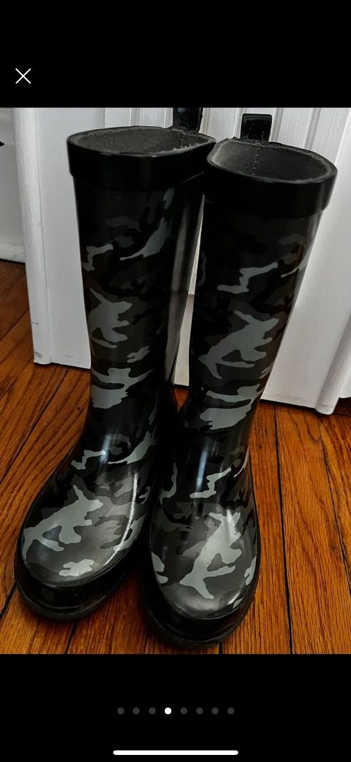 Outbound Kids Waterproof Camo Rubber Rain Boots Size 11 Babies Kids Boy s Apparel on Carousell