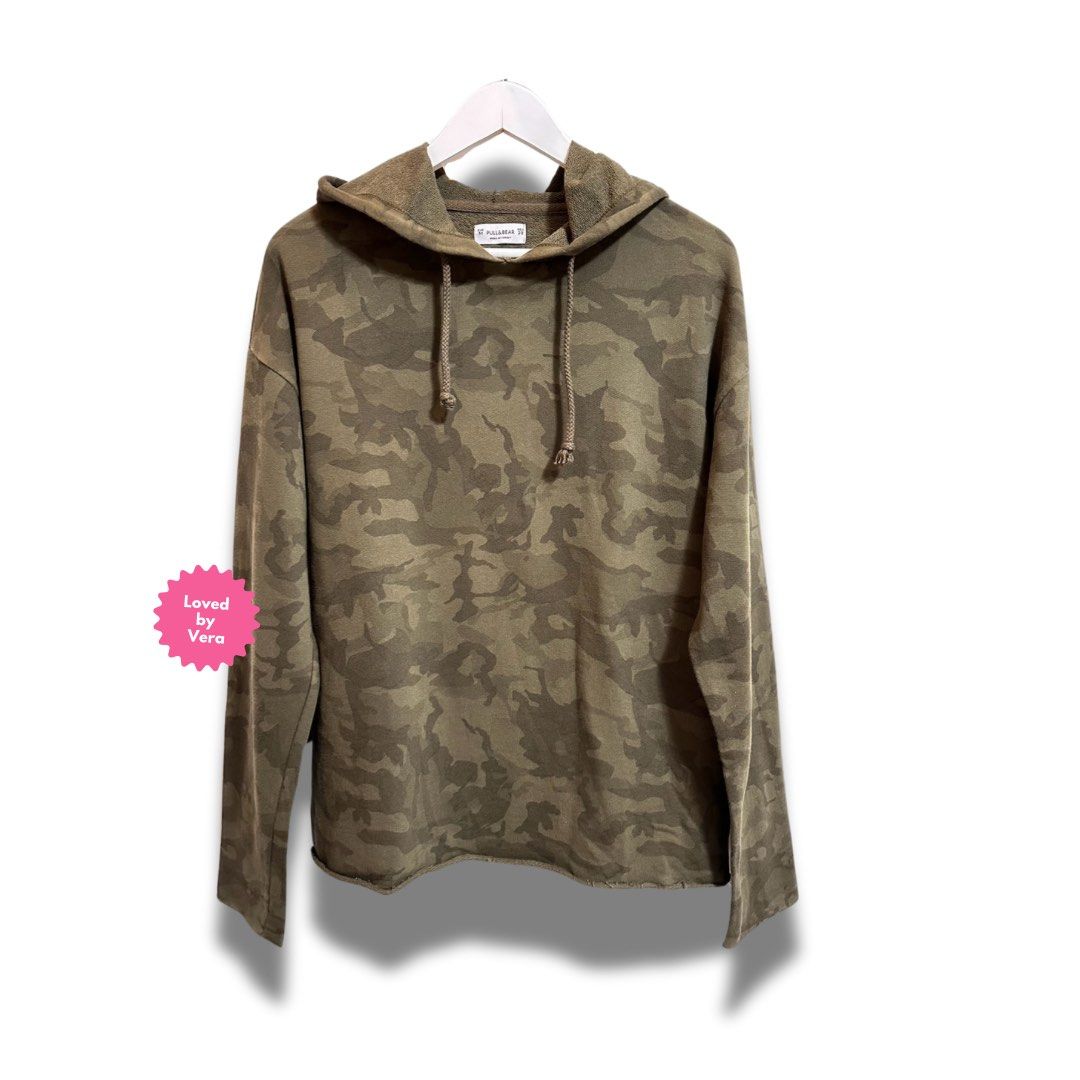 Hoodie pull and bear army outlet