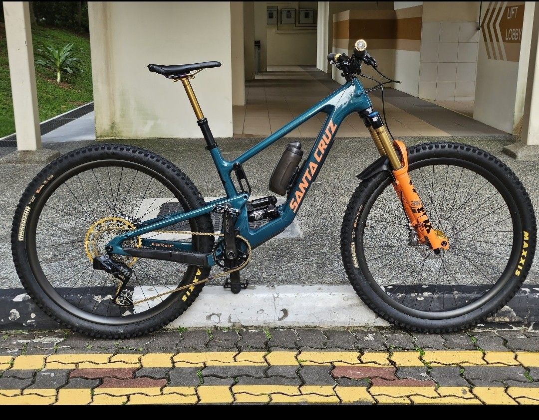 SANTA CRUZ HIGHTOWER CC V3 M size Sports Equipment Bicycles Parts Bicycles on Carousell