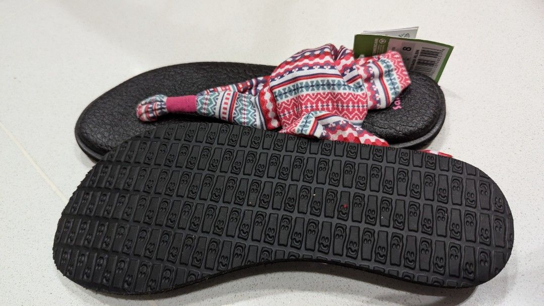 Sanuk Barefoot Sandals Yoga Mat 8 BNWT