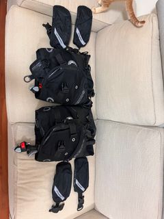 （分類：）位於 。 由 peterchowcowboy 提交（商品編號 1327194771，圖片 1）。簡介： 。