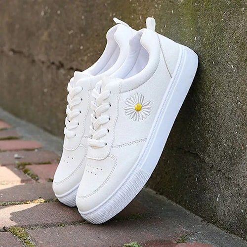 Sepatu Sneakers Kets wanita bunga l Fesyen Wanita Sepatu di Carousell