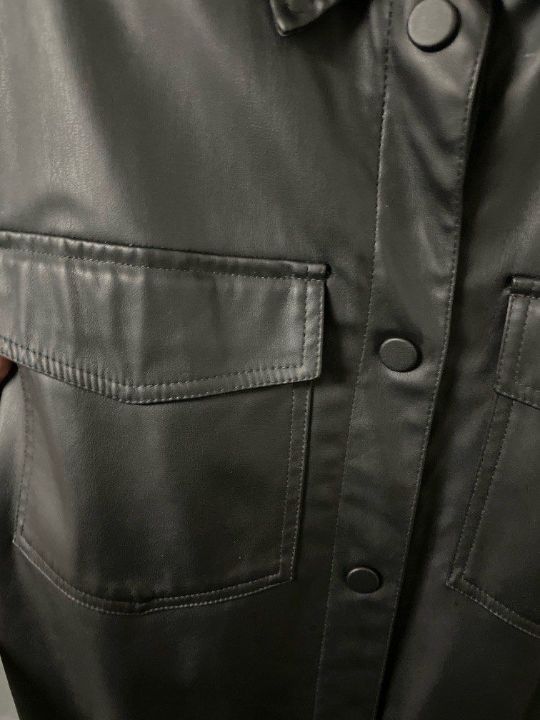 Shacket (Category: Longsleeves) located in Ampang. Submitted by drvs175 (Listing ID 1327188555, Image 3). Description: PU Leather.