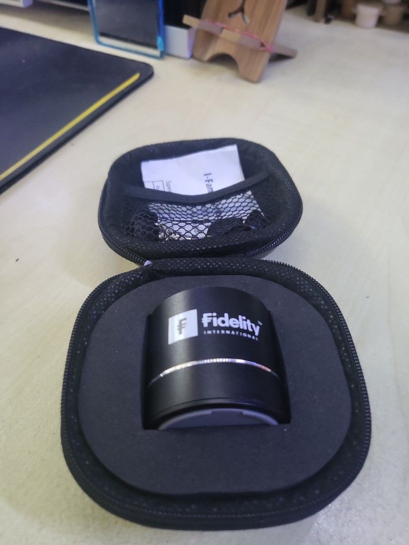 Small Bluetooth Speaker65747919293825110