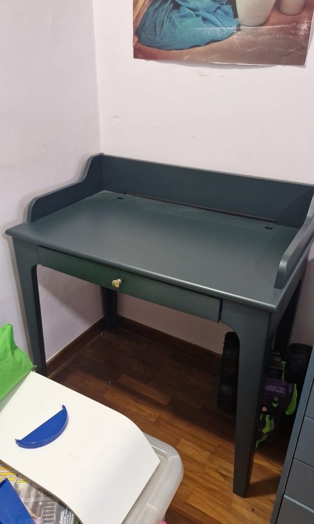 Study Table (Category: Tables & Sets) located in Singapore. Submitted by surfer1810 (Listing ID 1327079855, Image 1). Description: The table is in a good condition. Sellling as i am shifting out this month..