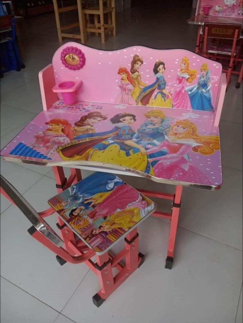 STUDY TABLE FOR KIDS (Category: Other Babies Going Out Needs) located in Quezon City. Submitted by fconnie15407950 (Listing ID 1327086771, Image 2). Description: .