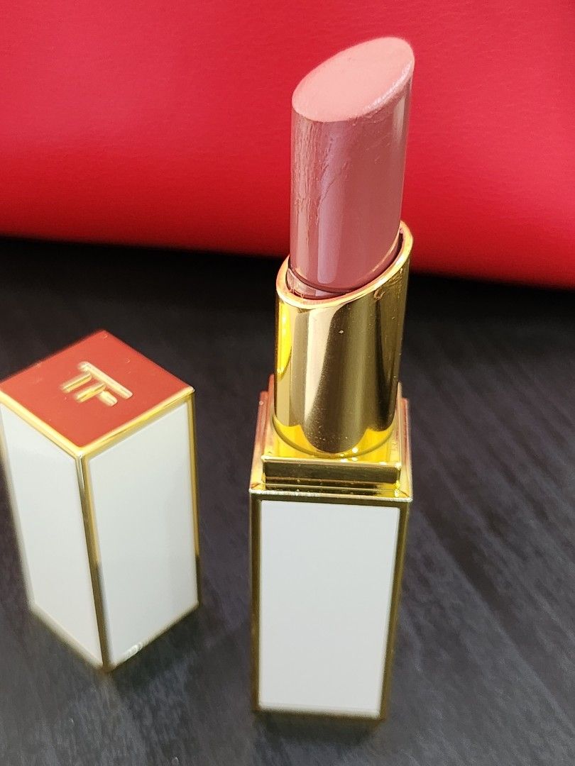 Tom Ford Ultra Shine Lipstick (Category: Makeup) located in Manila. Submitted by goodygoodsbrands (Listing ID 1327062019, Image 2). Description: Authentic! Slightly use. Super nuce Shade:Nubile Courier: J&T or Lalamove care of Buyer.