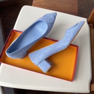 (Category: ) located in . Submitted by comfyshoe (Listing ID 1327082901, Image 1). Description: .