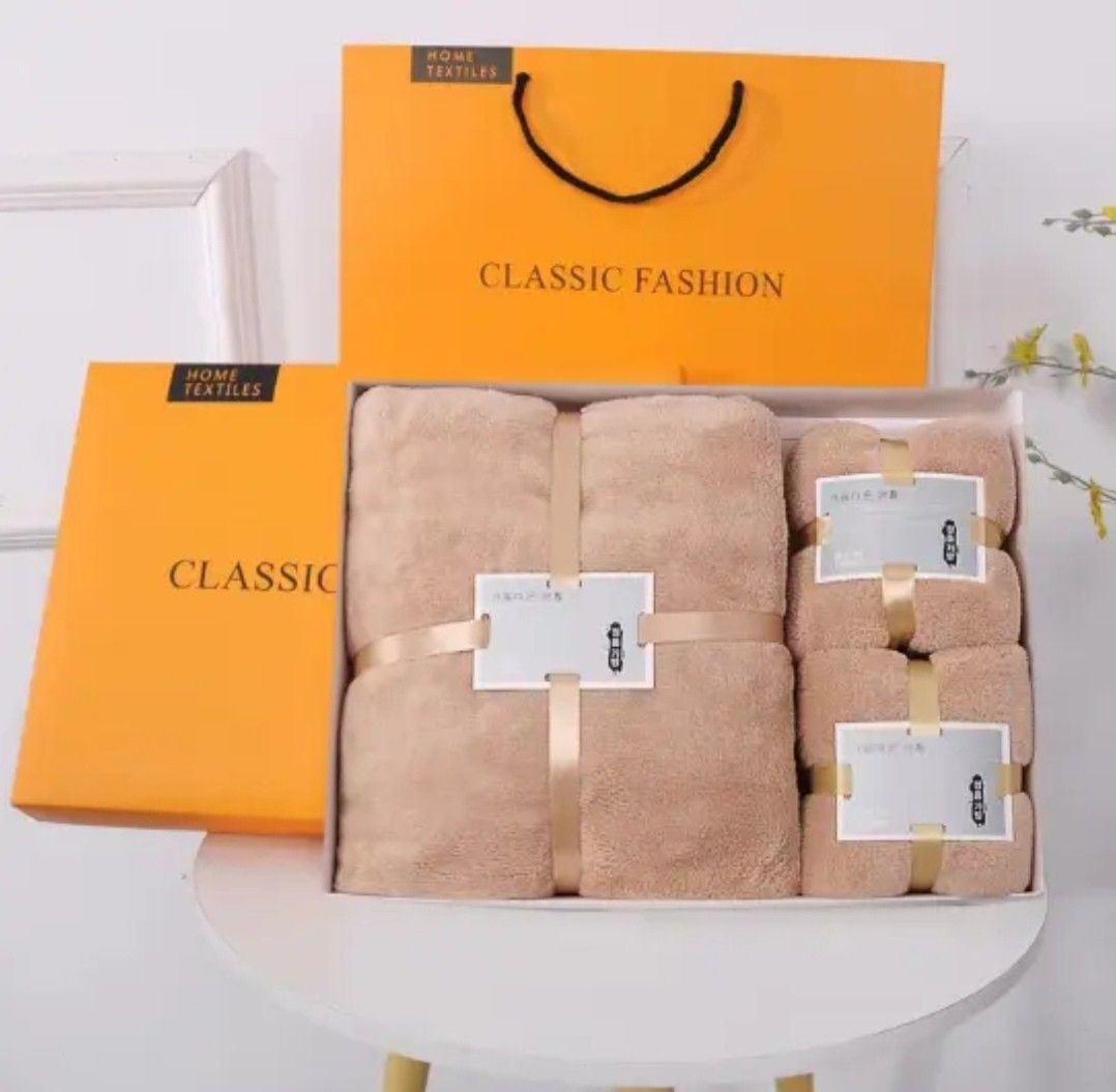 Towel set 3in1 microfiber floral (Category: Bath) located in Manila. Submitted by meneses1432 (Listing ID 1327190329, Image 2). Description: Towel set 3 in 1 Bath towel Microfiber Coral Velvet water Absorption towels with Gift Box Face Towel For 310 pesos Only.