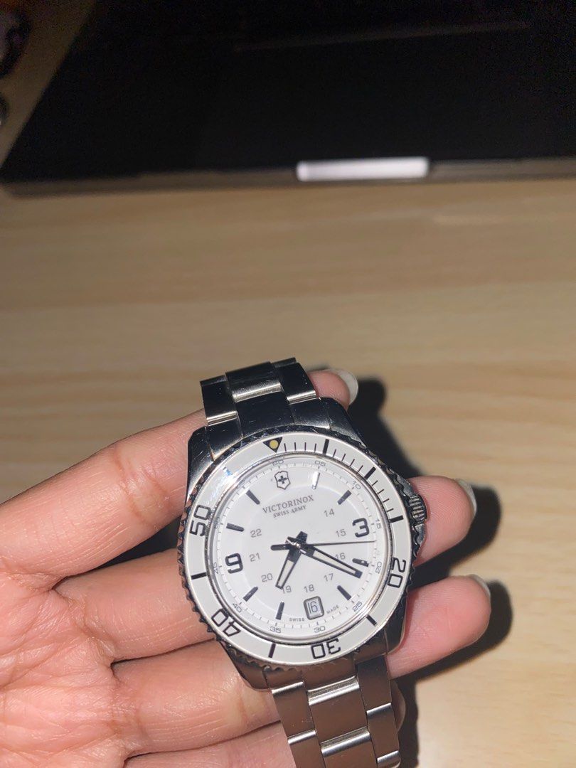 Victorinox Swiss Army Maverick White Dial Stainless Steel