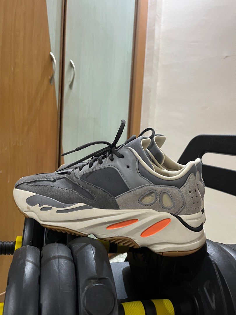 Yeezy 700 magnet on feet sales