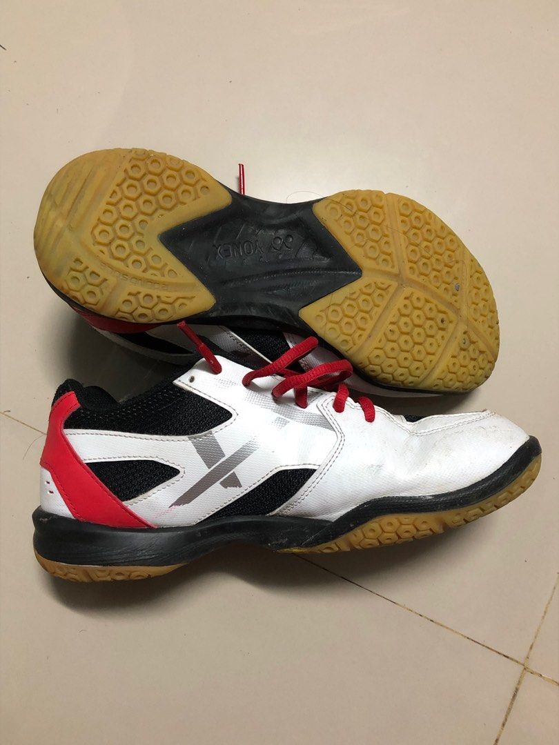 Yonex (Category: Sneakers) located in Manila. Submitted by bertoo0 (Listing ID 1327129881, Image 3). Description: Original Yonex ! Size: 26.5 Brand New Washable FREE VC TO CHECK ITEM.