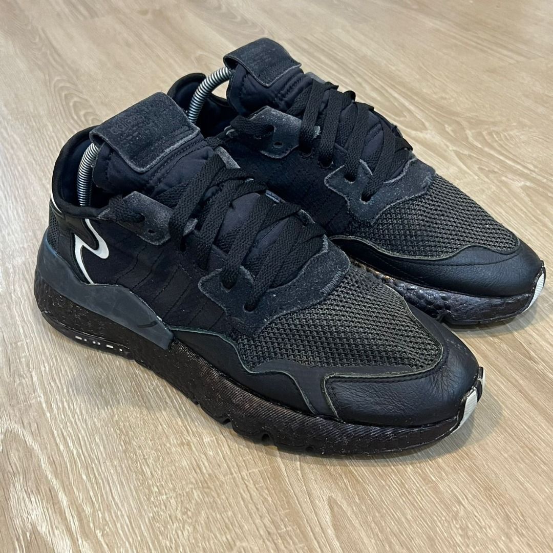 All black nite joggers 2025
