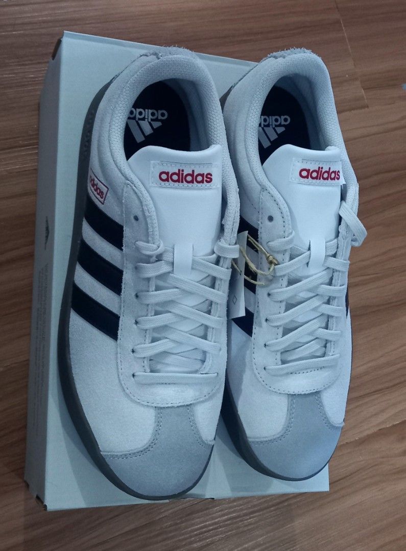Adidas VL Court Classic (Category: Sneakers) located in Paranaque City. Submitted by jeonbazthy (Listing ID 1327332447, Image 1). Description: Brand: Adidas Item Name: VL Court Classic Color: White/Blk Size: 8 UK / 8.5 US.