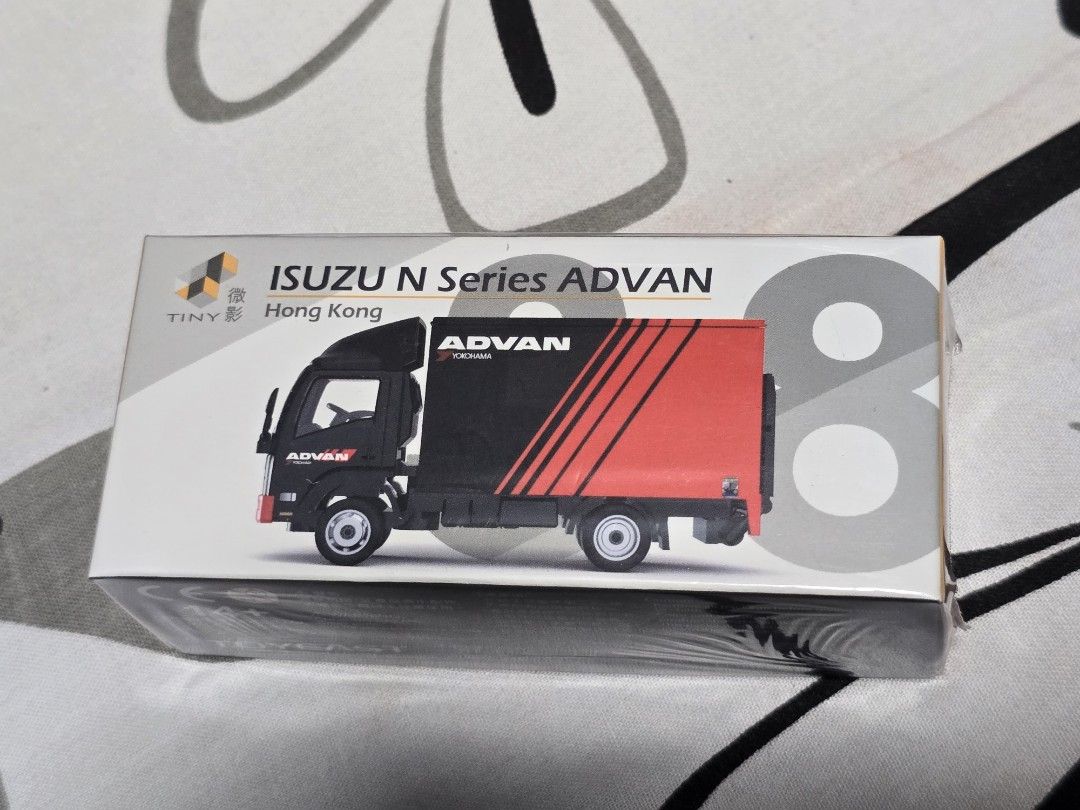 Advan Mini gt hot wheels tiny skyline rlc mercedes benz actros isuzu ...